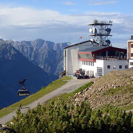 Venet Gipfelhuette Hotel Zams Exterior photo